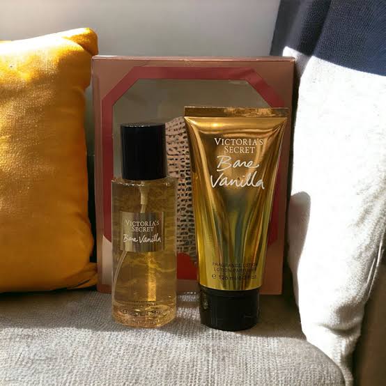 Victoria’s Secret Bare Vanilla Body Lotion & Mist Gift Set 125 ml